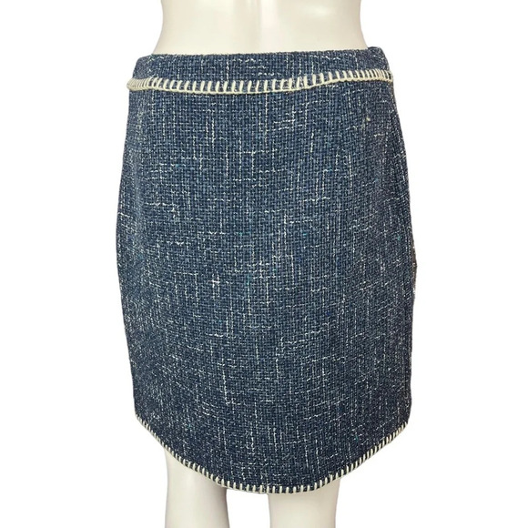 Boutique Moschino Tweed Mini Skirt - Picture 6 of 11